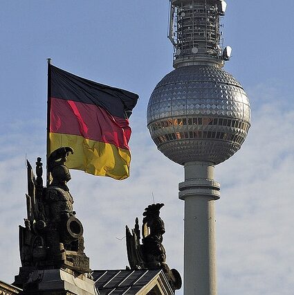 تور 11 روز فرانسه هلند آلمان